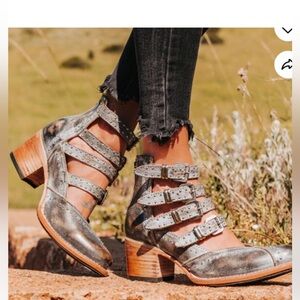 Freebird Felicity sz 8 ice